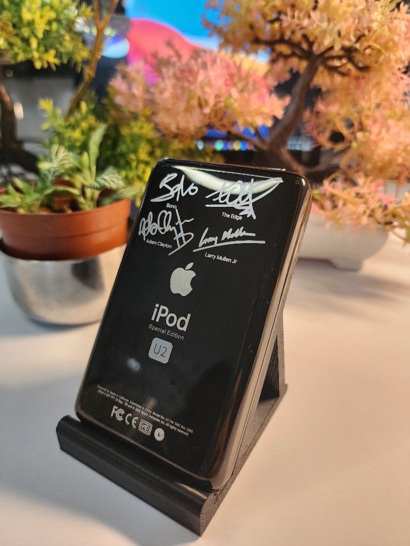 Custom Modded iPod Classic 5th Gen, Black, 256GB, 2000mAh Battery